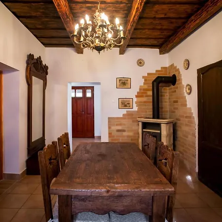Grabensia Fogado Apartment *